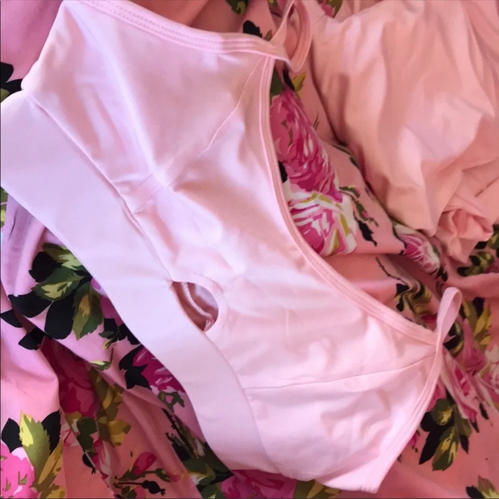 Pink Women's Activewear Set - Picture 5 of 7
